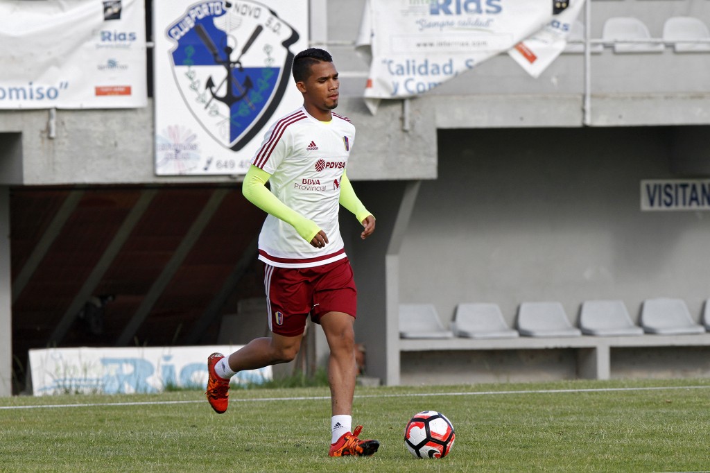 Vinotinto Galicia Entrenamiento Version Final (10)