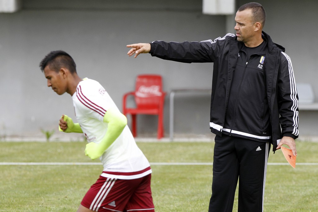 Vinotinto Galicia Entrenamiento Version Final (4)