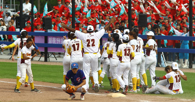 Venezuela se queda con el bronce en el Mundial de Béisbol Femenino ...