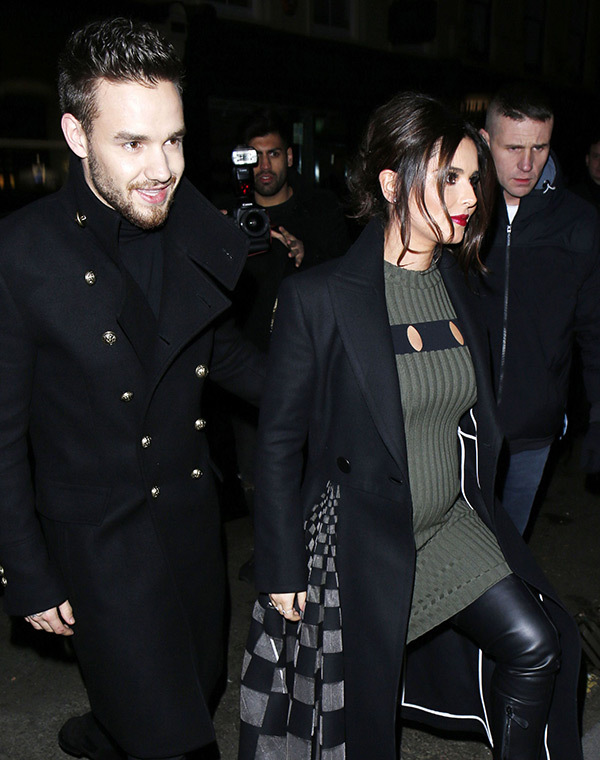 liam-payne-cheryl-pregnant-baby-bump-green-dressrex-3