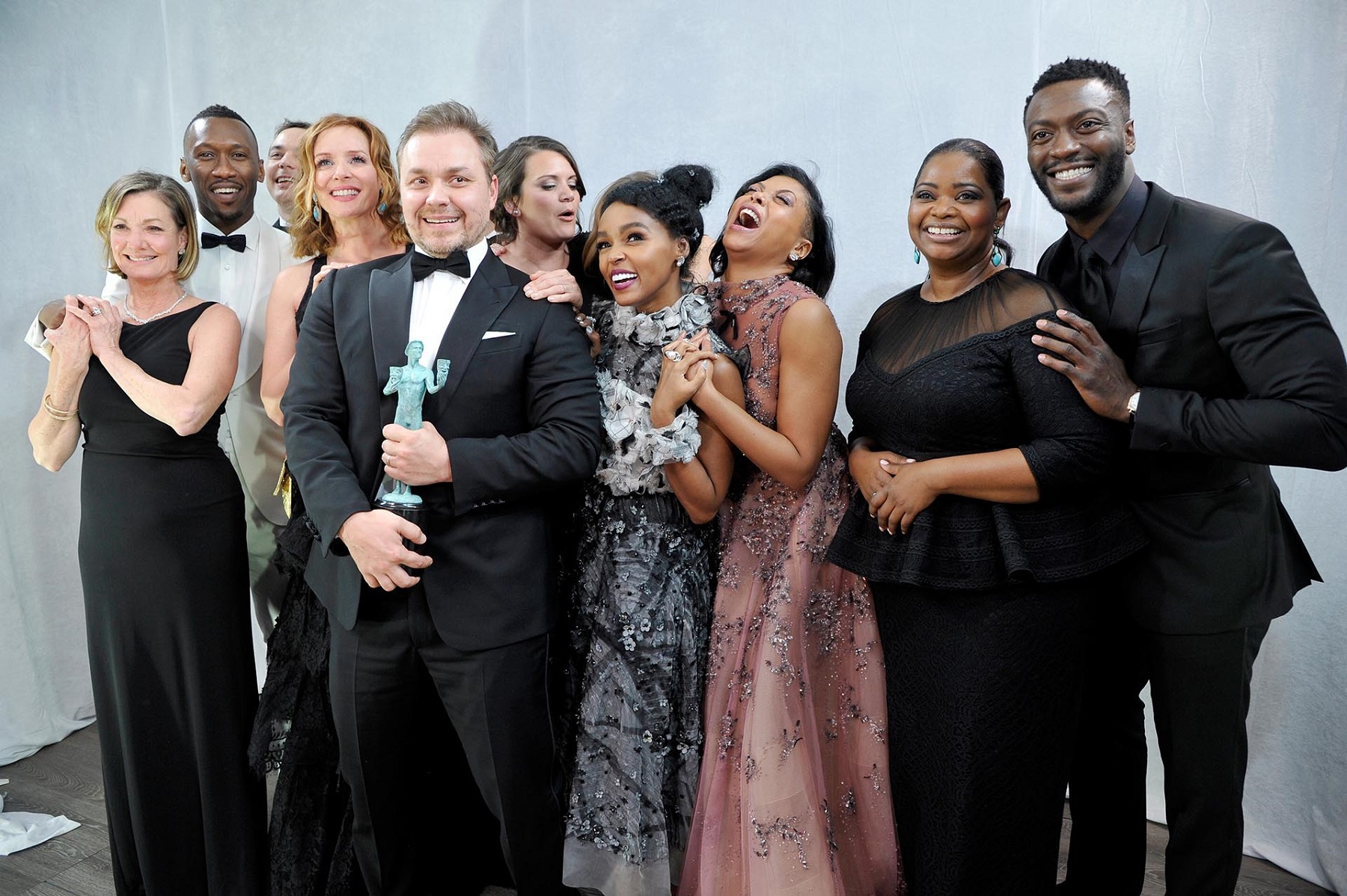 LOS ANGELES, CA - JANUARY 29: The cast and crew of Hidden Figures pose backstage at The 23rd Annual Screen Actors Guild Awards at The Shrine Auditorium on January 29, 2017 in Los Angeles, California. 26592_018 John Sciulli/Getty Images for TNT/AFP