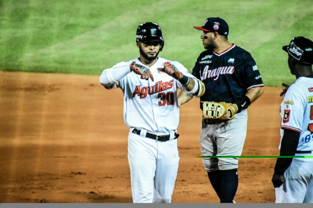 Águilas son vapuleadas por los Tigres de Aragua - Diario Versión Final