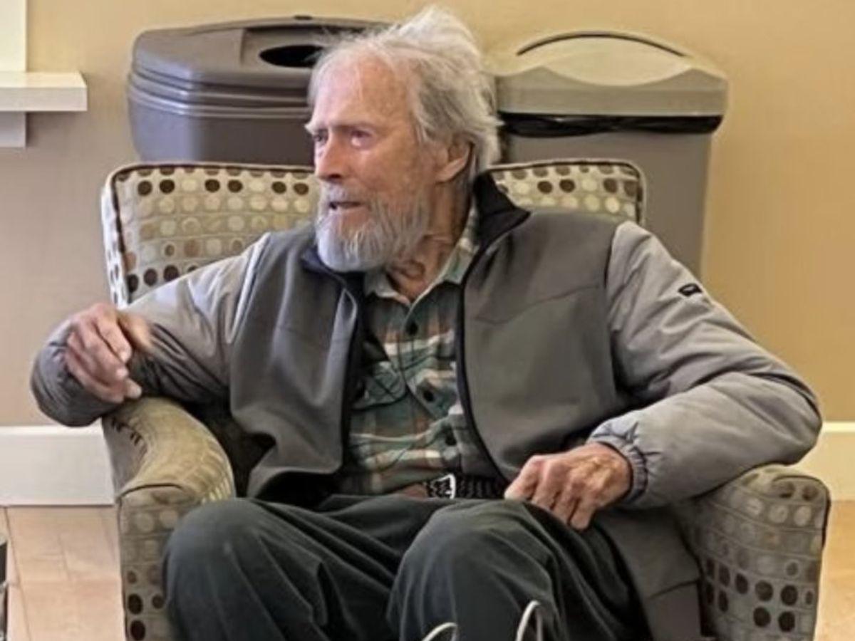 Fotografía de Clint Eastwood a sus 93 años se hace viral en redes sociales - Diario Versión Final