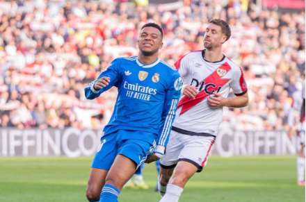 El Rayo Vallecano anula al Madrid y le genera una pequeña crisis antes ...